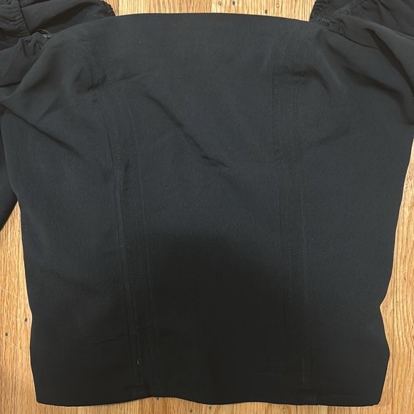 Abercrombie corset style poof shoulder top - Picture 3 of 3